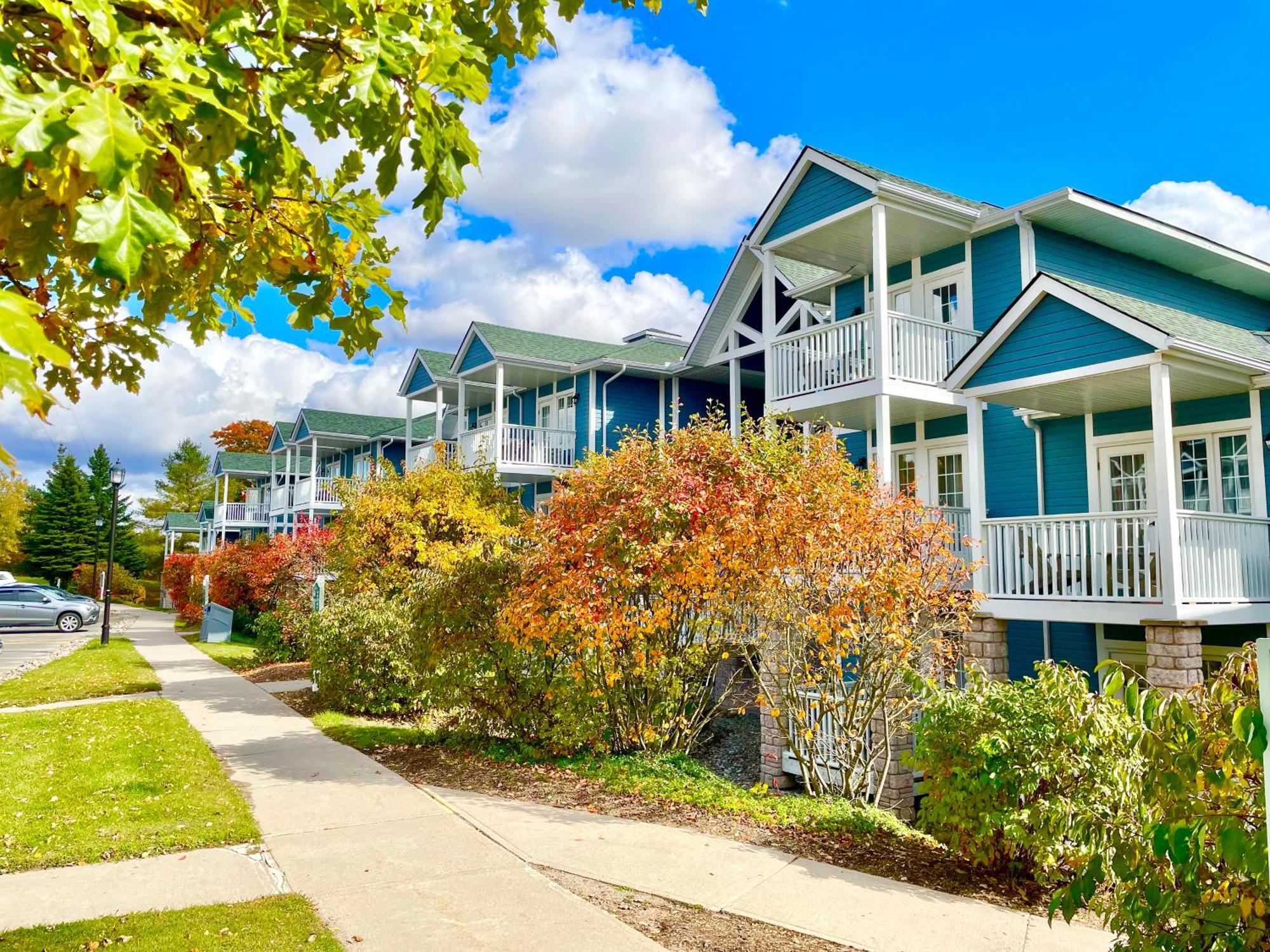 Hillside Haven: Carriage Club Resort Retreat Edgar Bagian luar foto