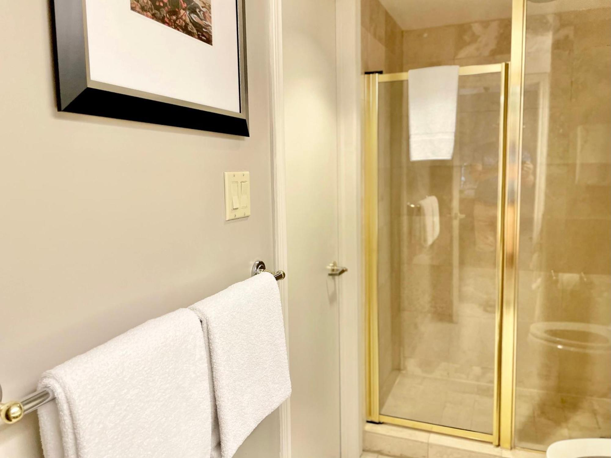 Hillside Haven: Carriage Club Resort Retreat Edgar Bagian luar foto