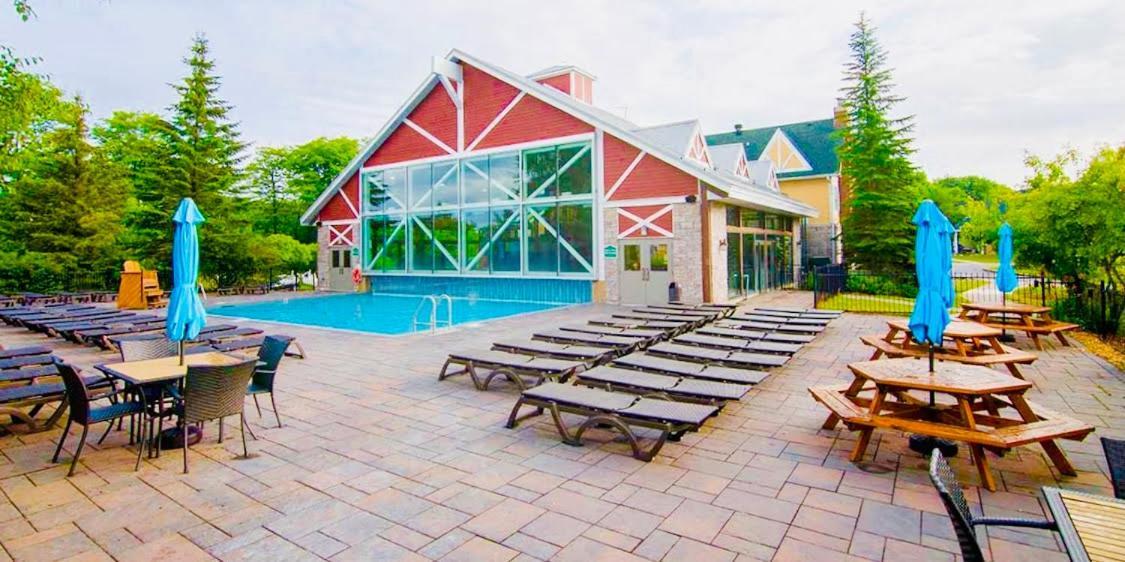 Hillside Haven: Carriage Club Resort Retreat Edgar Bagian luar foto