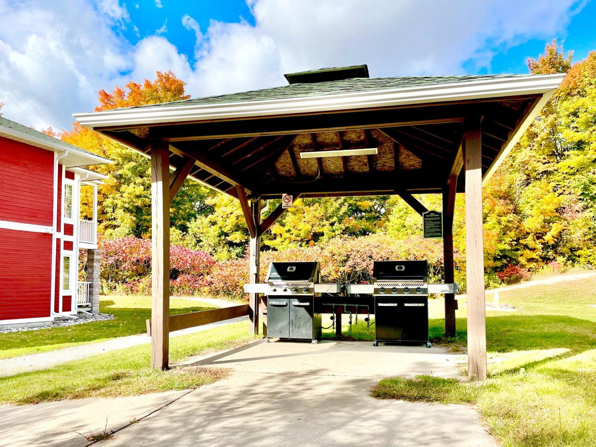 Hillside Haven: Carriage Club Resort Retreat Edgar Bagian luar foto